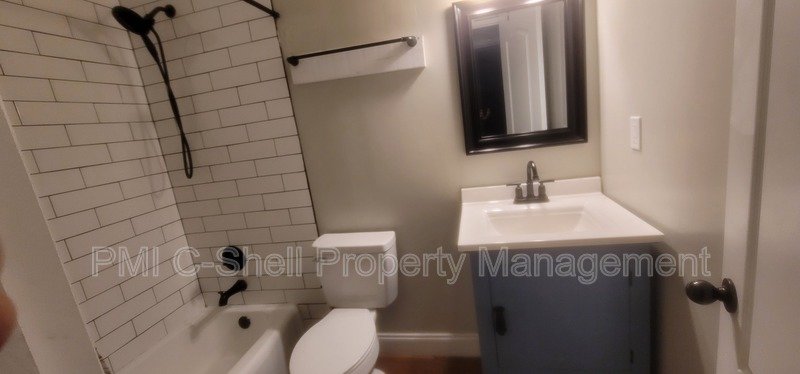Very Nice 3 Bed 1 Bath Home with Yard property image